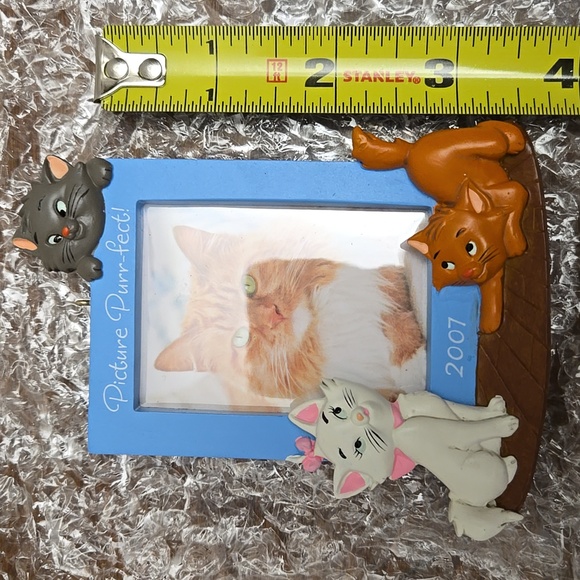 Hallmark Keepsake Picture Purr-fect! Disney The Aristocats 2007 Ornament - Picture 5 of 5
